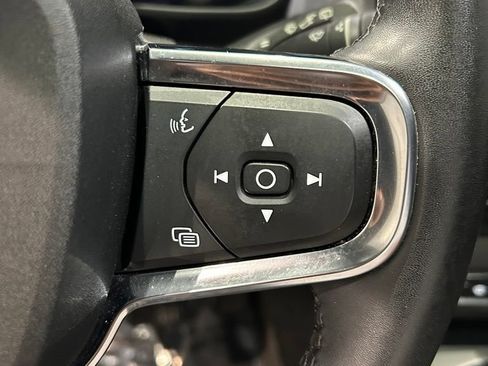 Used 2023 Volvo XC40 Recharge Ultimate AWD/4WD image 14