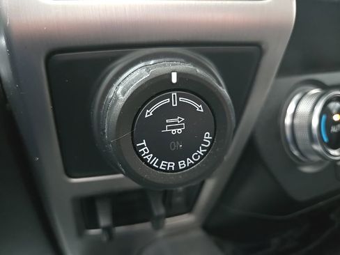 Used 2020 Ford F150 Platinum w/ Equipment Group 701A Luxury AWD/4WD image 64