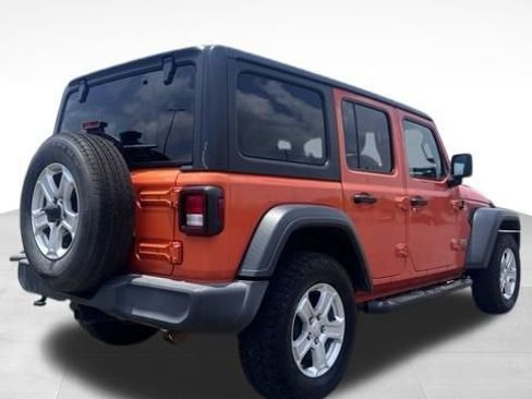 Used 2018 Jeep Wrangler Unlimited Sport S AWD/4WD image 4