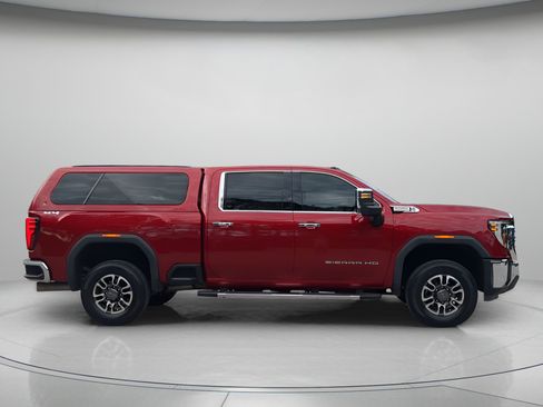Used 2024 GMC Sierra 2500 SLT w/ SLT Premium Package AWD/4WD image 39