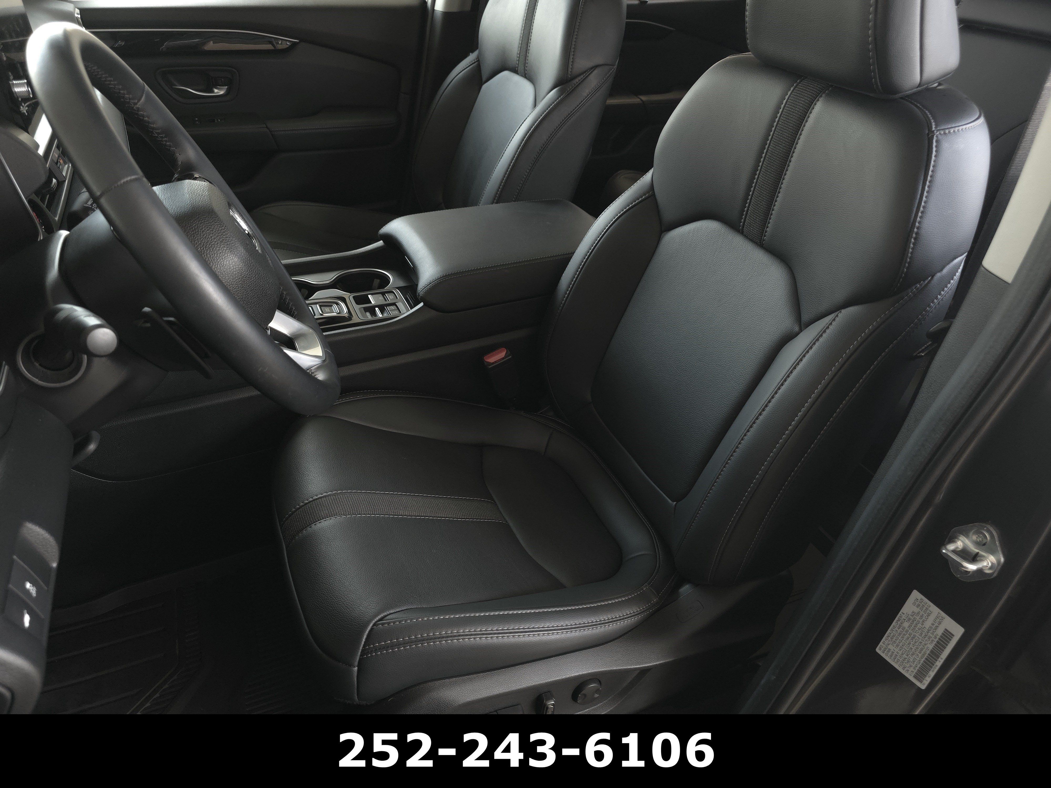 Used 2025 Honda Pilot Touring image 10
