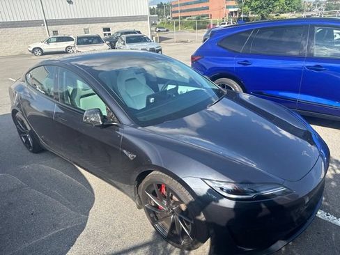 Used 2025 Tesla Model 3 Performance AWD/4WD image 3