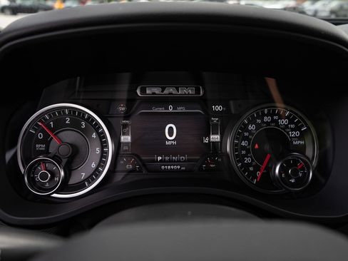 Used 2021 RAM 1500 Big Horn RWD image 27