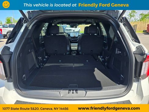 Used 2026 Ford Explorer ST-Line w/ ST-Line Street Pack AWD/4WD image 13