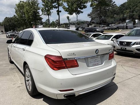 Used 2009 BMW 750Li RWD image 21