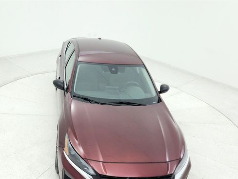 Used 2025 Nissan Altima 2.5 SV image 39