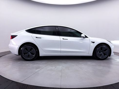 Used 2023 Tesla Model 3 Standard Range RWD image 35