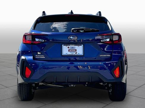 Used 2025 Subaru Crosstrek 2.0i Premium image 4
