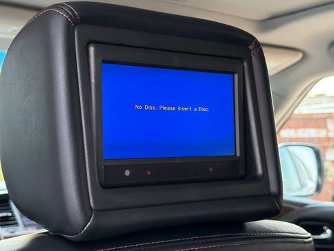 Used 2017 Nissan Armada Platinum w/ Interior Lighting Package AWD/4WD image 14