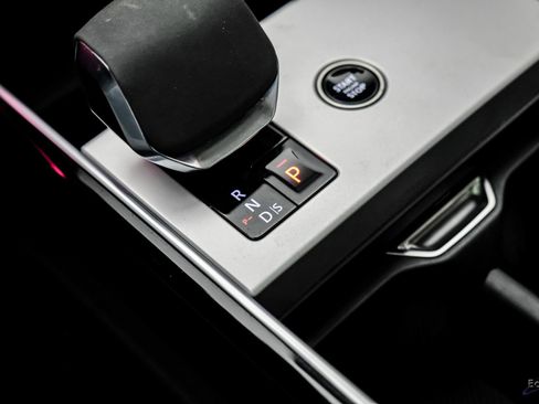 Used 2024 Land Rover Range Rover SE AWD/4WD image 54