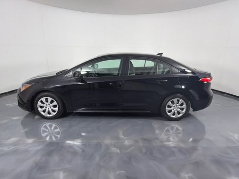 Used 2024 Toyota Corolla LE FWD image 5