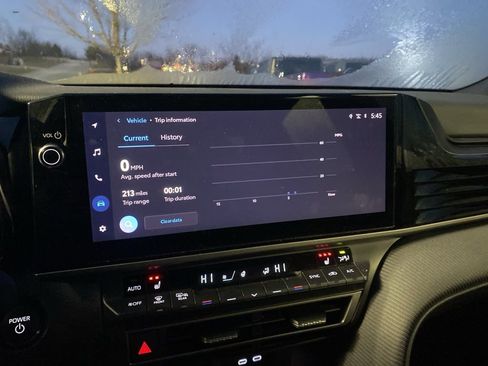 Used 2025 Toyota Camry XSE image 15