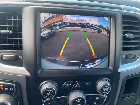 Used 2022 RAM 1500 Classic SLT w/ Electronics Group AWD/4WD image 17