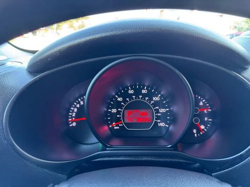 Used 2015 Kia Soul EV image 26