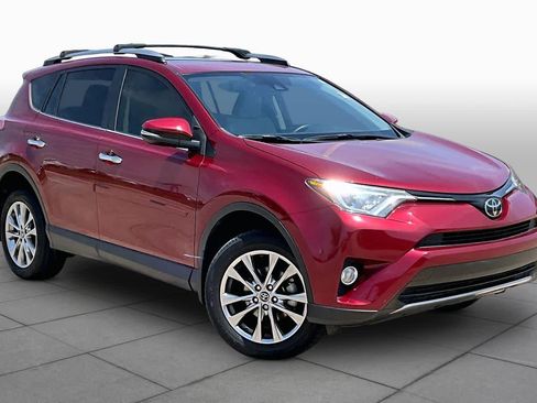 Used 2018 Toyota RAV4 Limited FWD image 3