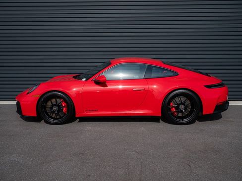 Certified 2025 Porsche 911 Carrera GTS image 2