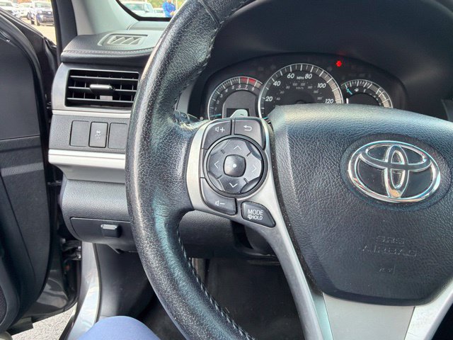 Used 2013 Toyota Camry SE FWD image 17