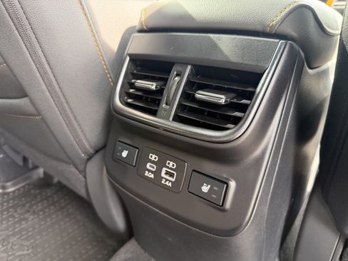 Used 2025 Subaru Outback Wilderness AWD/4WD image 29