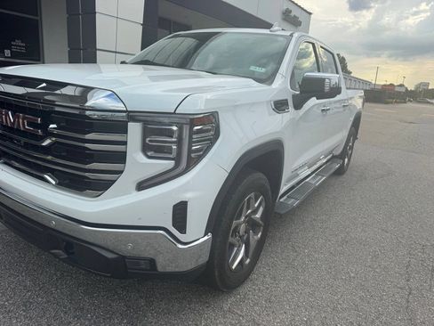Used 2025 GMC Sierra 1500 SLT w/ SLT Premium Plus Package AWD/4WD image 5