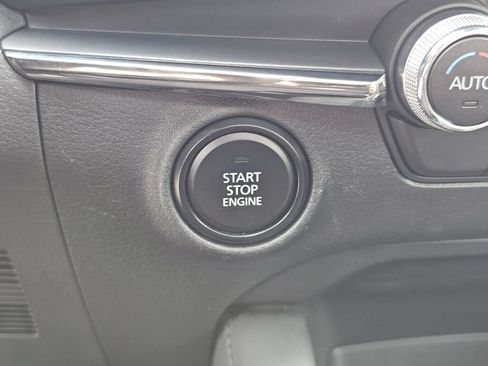 Used 2023 MAZDA MAZDA3 s AWD/4WD image 31