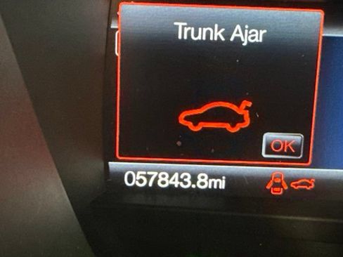 Used 2019 Ford Fusion SEL FWD image 18