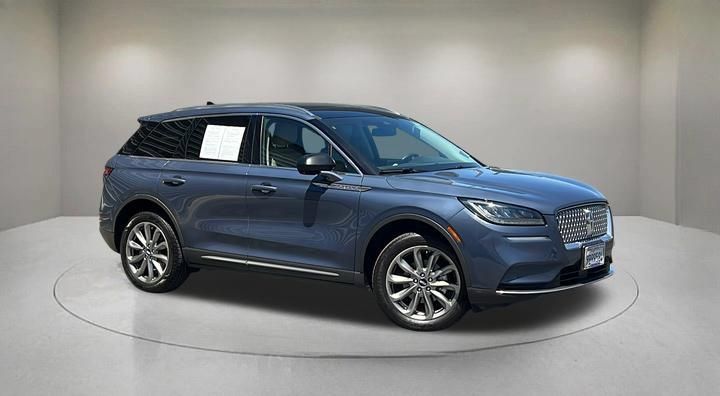 Certified 2022 Lincoln Corsair FWD w/ Premium Package image 1