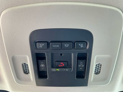 Used 2026 Toyota Camry XLE image 23