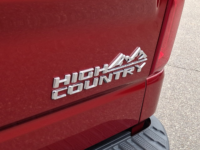 Used 2024 Chevrolet Silverado 1500 High Country w/ Technology Package AWD/4WD image 30