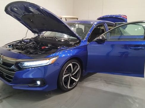 Used 2022 Honda Accord Sport Special Edition image 9