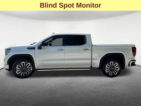 Used 2023 GMC Sierra 1500 Denali Ultimate AWD/4WD image 6