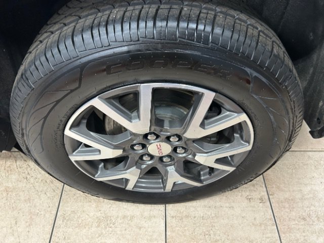 Used 2020 GMC Acadia SLE FWD image 20