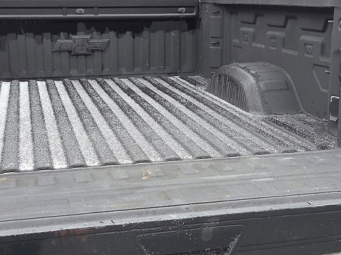 Used 2024 Chevrolet Silverado 2500 LT image 9