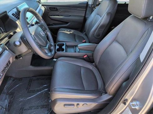 Used 2023 Honda Odyssey EX-L image 16