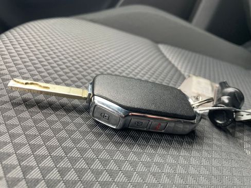 Used 2025 Kia Soul LX w/ LX Technology Package image 18