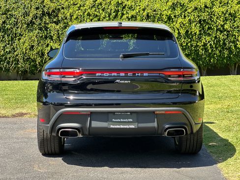 New 2026 Porsche Macan AWD/4WD image 7