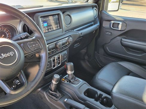 Used 2021 Jeep Gladiator Sport image 24