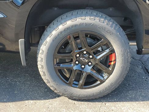 New 2026 Chevrolet Silverado 1500 RST w/ Redline Edition AWD/4WD image 6