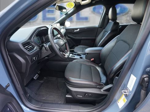 Certified 2024 Ford Escape ST-Line w/ Tech Pack #1 AWD/4WD image 13