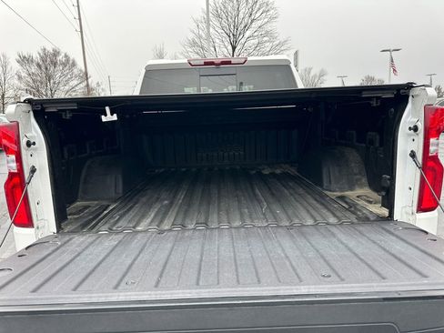 Used 2024 Chevrolet Silverado 1500 High Country w/ Z71 Off-Road Package image 9