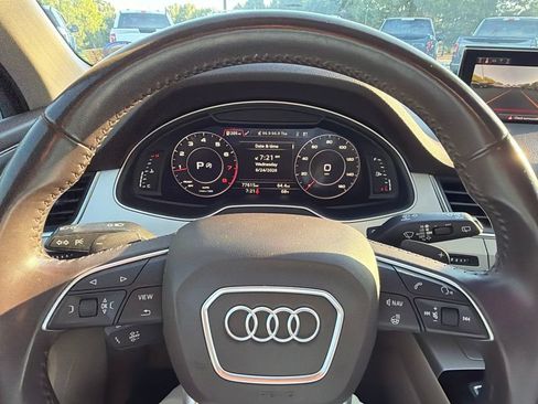 Used 2019 Audi Q7 2.0T Premium w/ Cold Weather Package AWD/4WD image 4