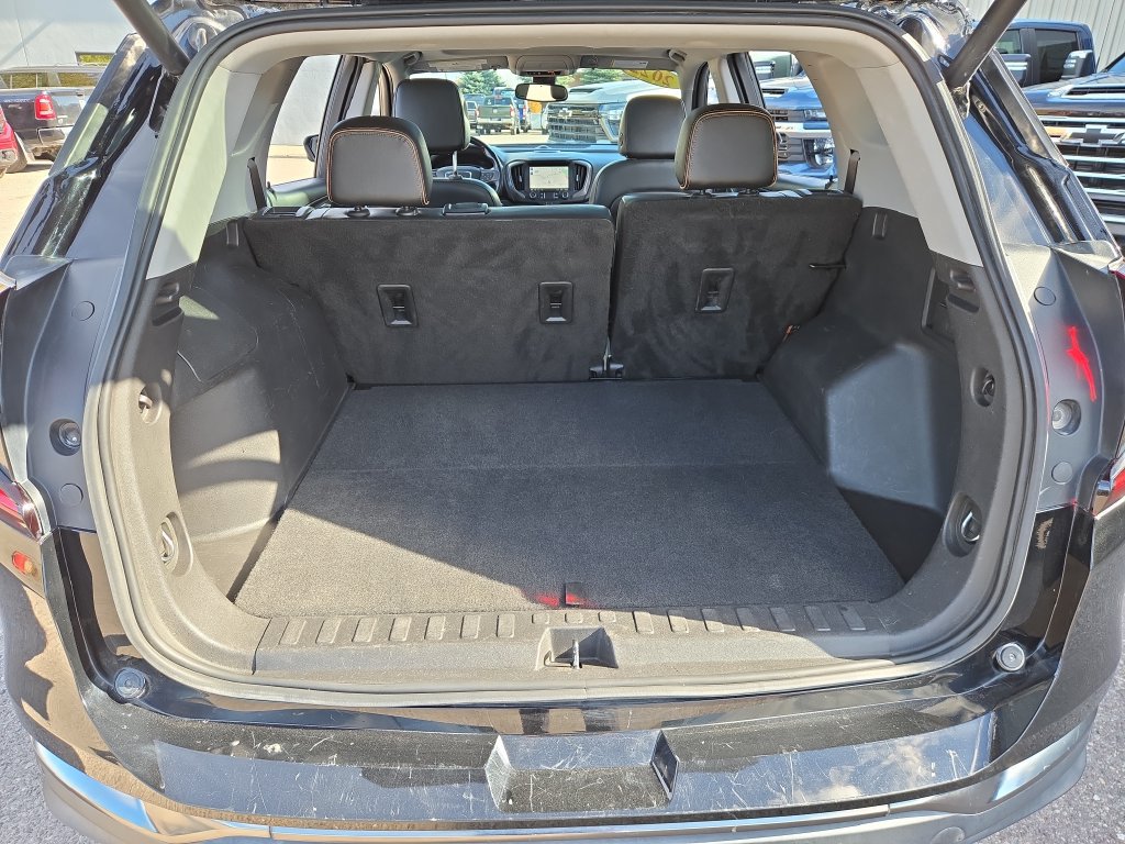 Used 2022 GMC Terrain AT4 w/ Infotainment Package II AWD/4WD image 28