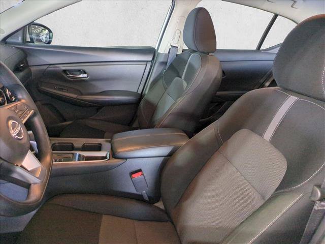 Used 2025 Nissan Sentra SV FWD image 15