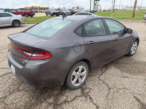 Used 2016 Dodge Dart SXT image 4