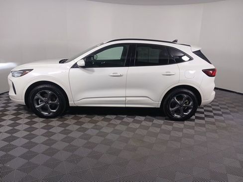 Used 2024 Ford Escape ST-Line Select image 4