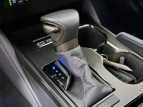 Used 2024 Lexus ES 350 F Sport FWD image 19
