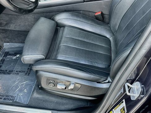 Used 2019 BMW X5 xDrive40i w/ Executive Package AWD/4WD image 22