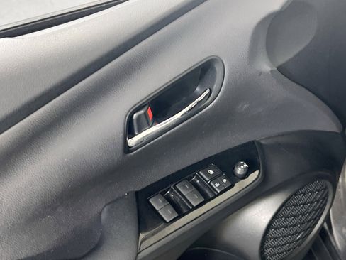 Used 2020 Toyota Prius LE image 17