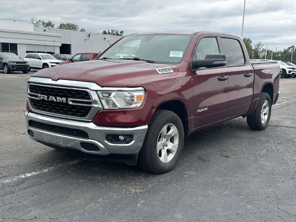 Used 2024 RAM 1500 Big Horn AWD/4WD image 7