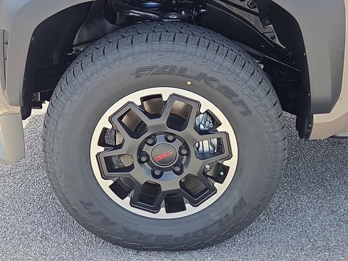 New 2026 Toyota Tacoma TRD Off-Road AWD/4WD image 5
