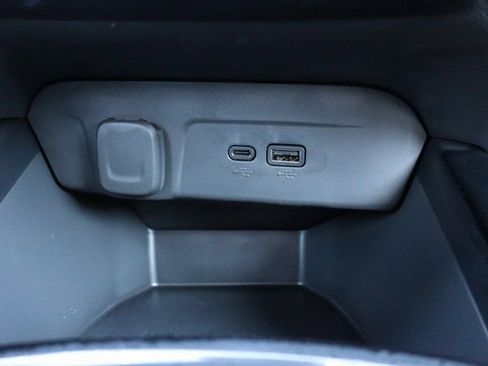 New 2026 Chevrolet Trax RS FWD image 16